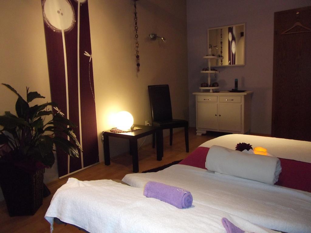 Hotel - Reweschnier Kusel ภายนอก รูปภาพ