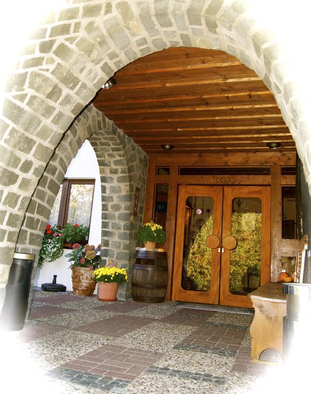 Hotel - Reweschnier Kusel ภายนอก รูปภาพ