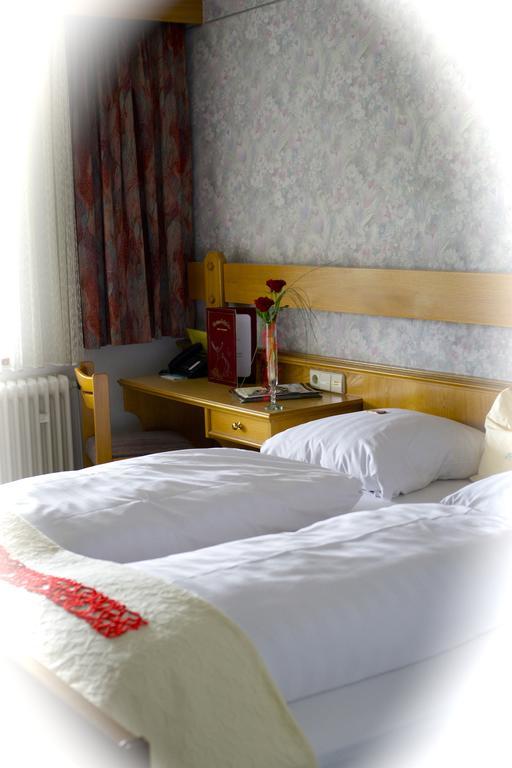 Hotel - Reweschnier Kusel ภายนอก รูปภาพ