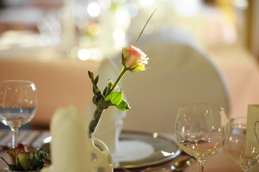 Hotel - Reweschnier Kusel ภายนอก รูปภาพ