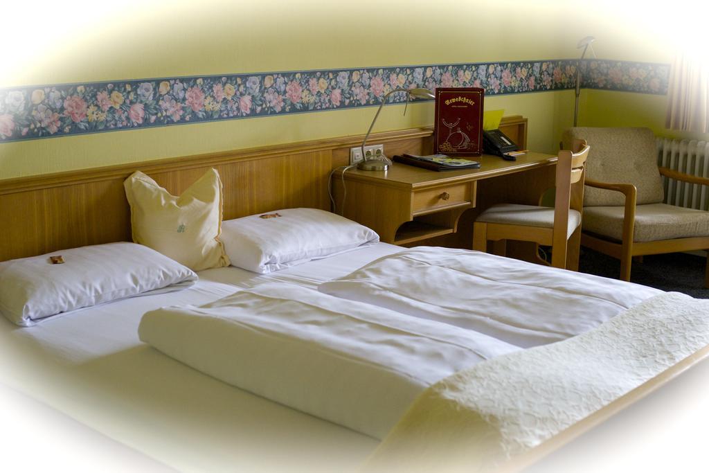 Hotel - Reweschnier Kusel ภายนอก รูปภาพ